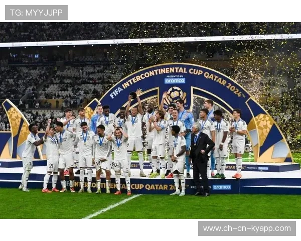 国际足球赛事中出现一些意外的结果，对于国际足球的赛事比赛球必须有什么标志